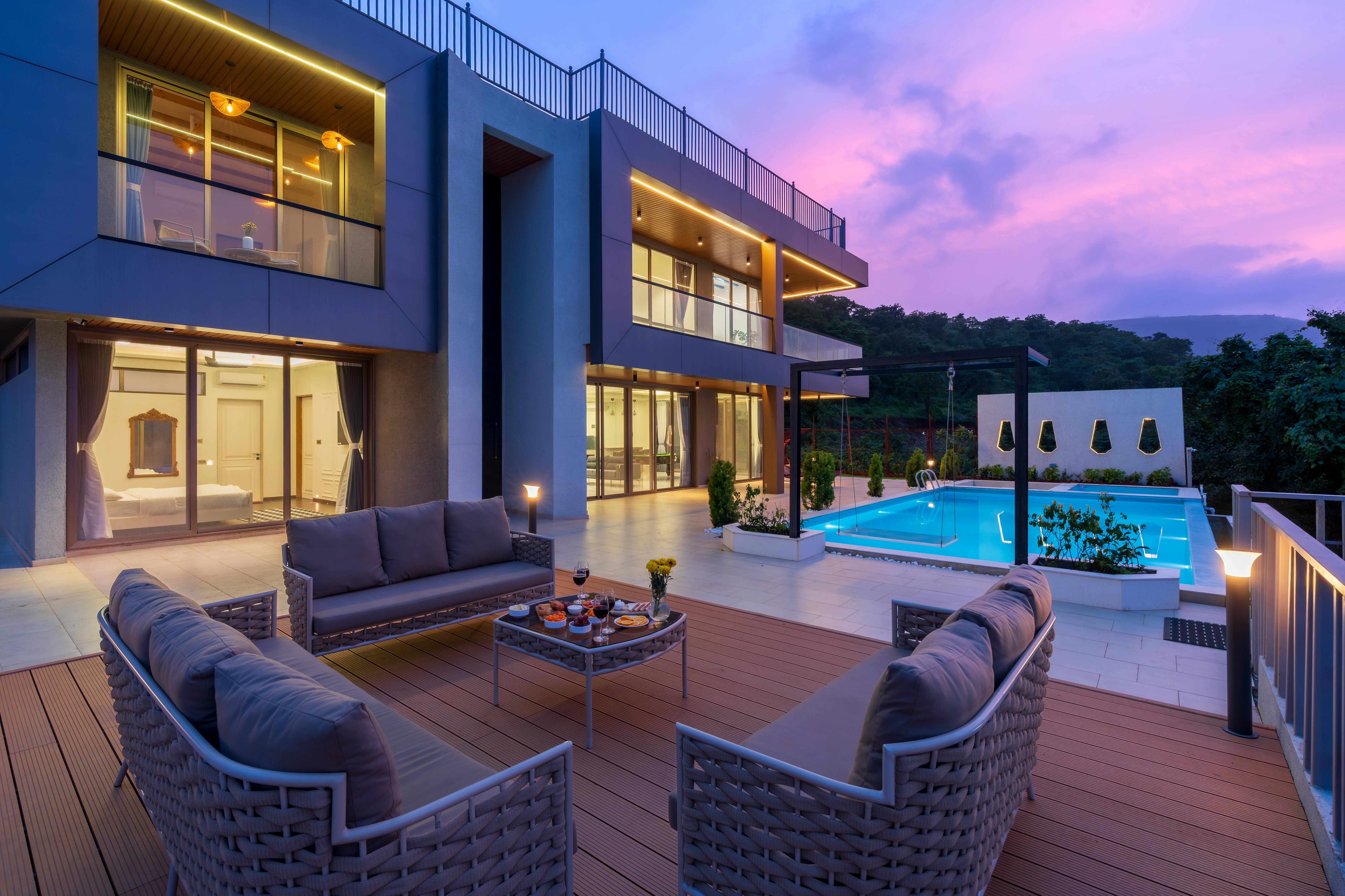 Featured Penthouse